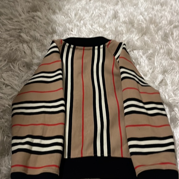 Burberry Jacket size 2 year - Picture 3 of 3